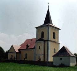 kostel v obci Vračovice-Orlov